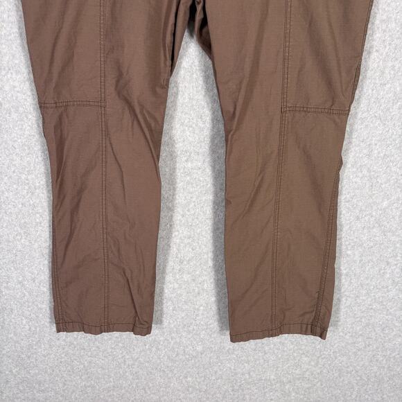 Chicos Pants Medium Utility Cropped Stretch Hiking Trail Climb Elastic Waist - Picture 3 of 10